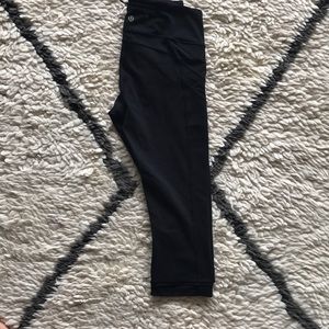 Lululemon crop leggings